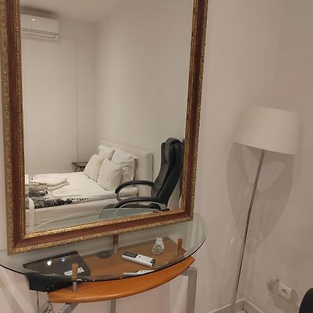 Monaco Studio #3 With Private Patio Beausoleil Luaran gambar